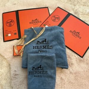 BOGO SALE! BATH AND TOWEL SET WITH GIFT BAG WILL DO BUNDLE DEALS!